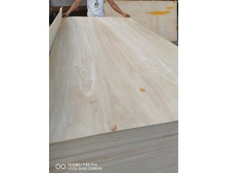 临沂木板材厂家直供三夹板 五夹板 大圆木面胶合板图1