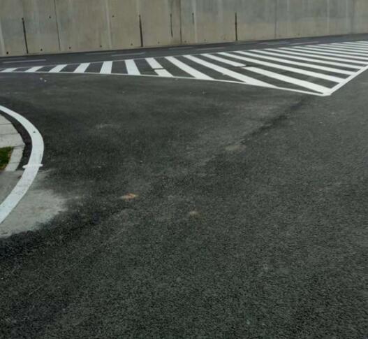 南京雨花台区停车场道路划线电话