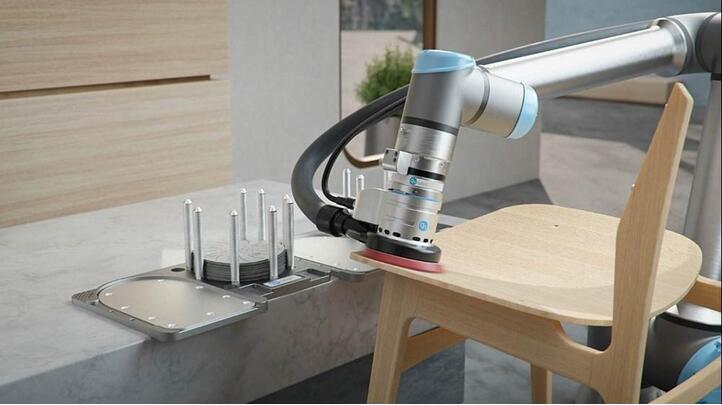 UR协作机器人让家具制造提升85%的效率