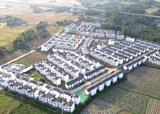 圣吉鸿博亮相2023中国成都建博会，以新型绿色建材造就未来3