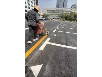 南京道路划线-停车场划